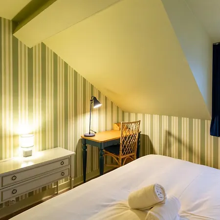 Retraite Elegante A Avec 3 Spacieuses - Fr-1-584-342 *