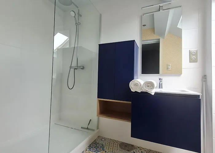 Apartamento Retraite élégante à Avec 3 Spacieuses - Fr-1-584-342